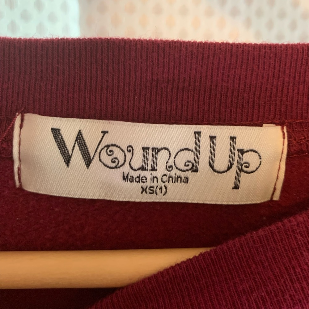 Red crew neck - Picture 2 of 2